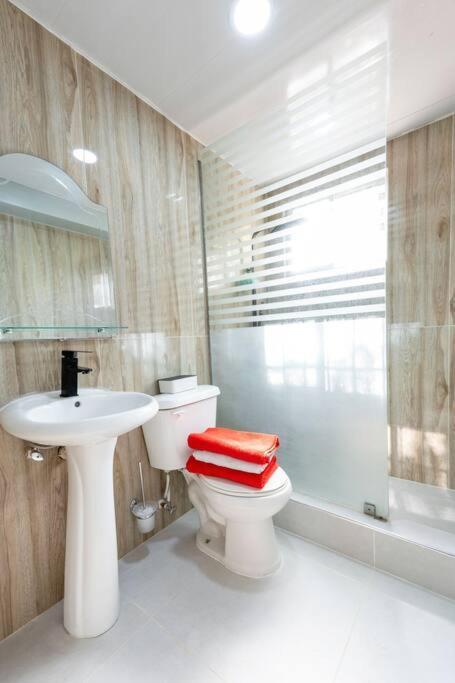 Hermosa Suites #1 In The Heart Of Punta Cana Esterno foto