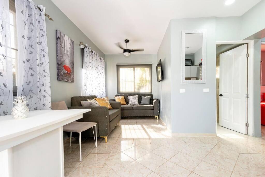 Hermosa Suites #1 In The Heart Of Punta Cana Esterno foto