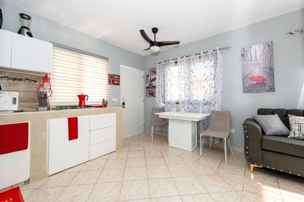 Hermosa Suites #1 In The Heart Of Punta Cana Esterno foto